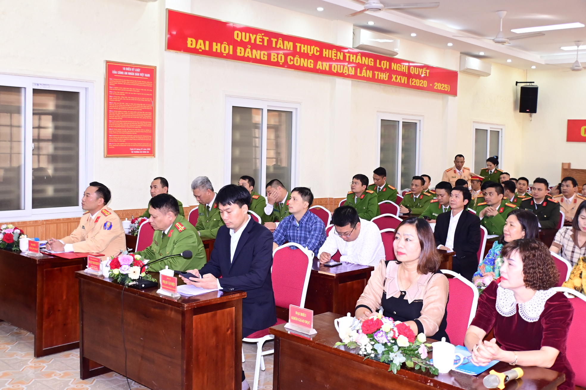 Công an quận Hồng Bàng: Sơ kết 3 tháng thực hiện Quy chế phối hợp tuyên truyền, phổ biến, giáo dục pháp luật về ATGT năm 2023